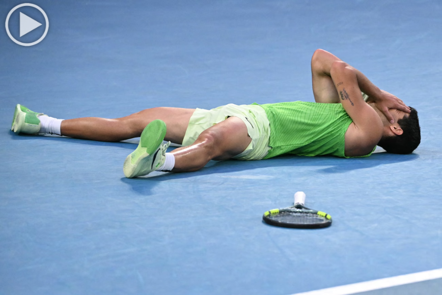 Alcaraz Outlasts Zverev