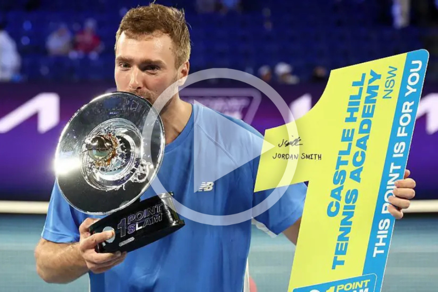 Amateur Jordan Smith claims Million Dollar