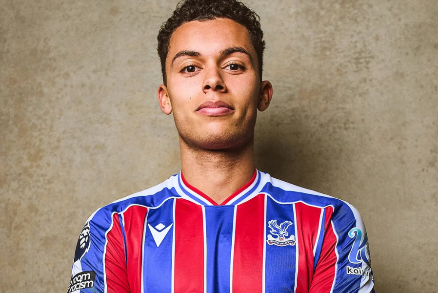 Crystal Palace sign Brennan Johnson